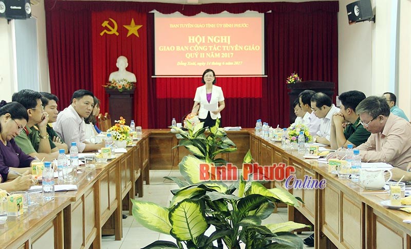 Giao ban c&ocirc;ng t&aacute;c tuy&ecirc;n gi&aacute;o qu&yacute; 2/2017