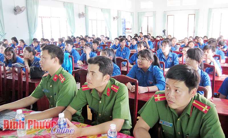 Tuy&ecirc;n truyền ph&ograve;ng chống ma t&uacute;y tại x&atilde; Tiến Th&agrave;nh