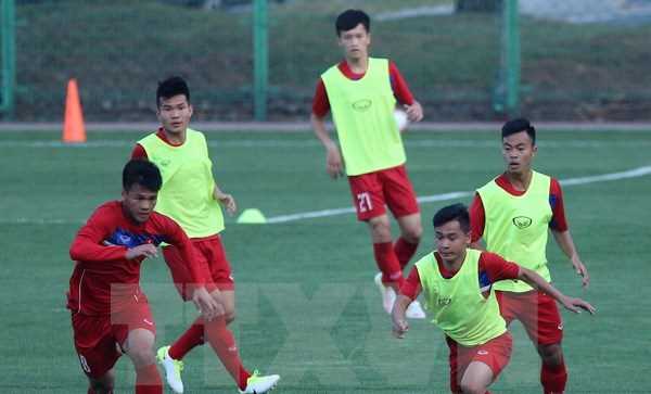 U20 Việt Nam bất ngờ được đoàn lãnh đạo thành phố Cheonan chào đón