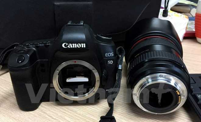 Canon nói gì về việc các máy ảnh “chết cảm biến" tại đêm nhạc?