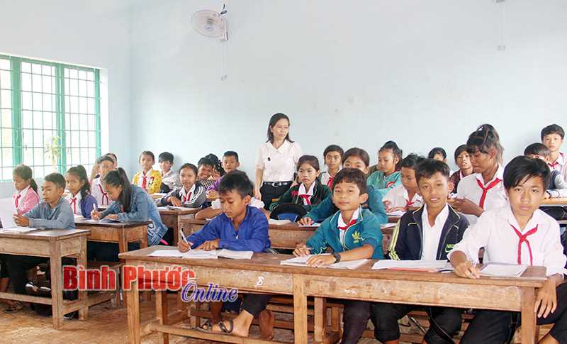 Ấp Tà Thiết không còn học sinh cấp 1 bỏ học