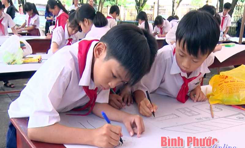 Ý nghĩa hội thi Hoa thơm dâng Bác và nét vẽ xanh
