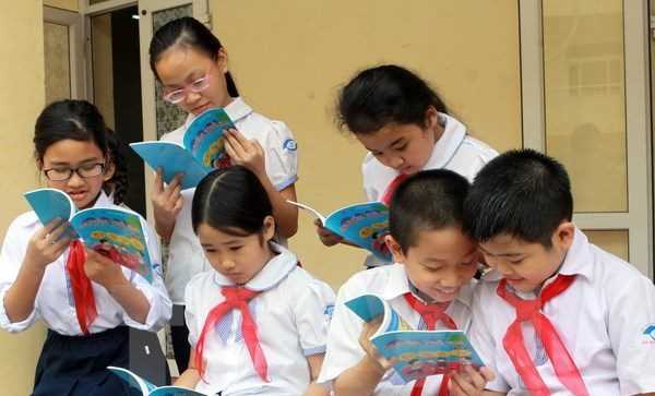 Tổng đài điện thoại bảo vệ trẻ em 111 hoạt động từ tháng 12 tới