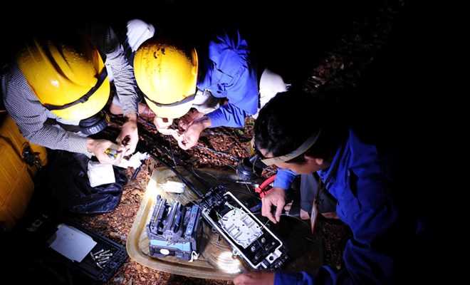 Nhà mạng ráo riết bảo đảm thông tin liên lạc trước cơn bão số 10