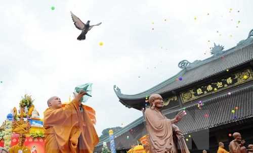 Việc l&agrave;m cần thiết để bảo đảm quyền tự do t&iacute;n ngưỡng, t&ocirc;n gi&aacute;o ch&iacute;nh đ&aacute;ng của nh&acirc;n d&acirc;n