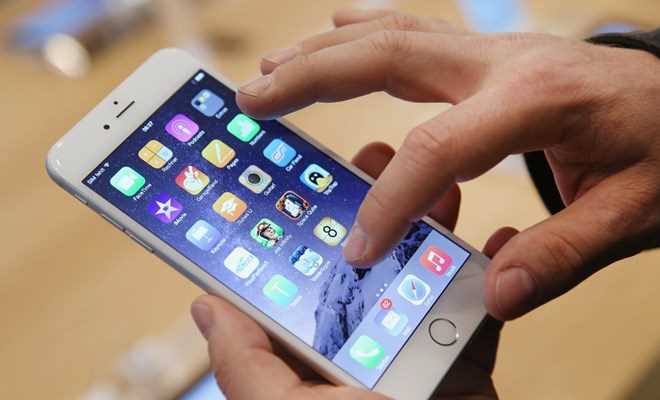 Apple đang rục rịch chuẩn bị các bước đi cho việc "khai tử" iPhone?