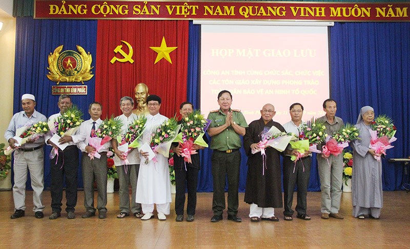 [Video] Họp mặt chức sắc, chức việc các tôn giáo