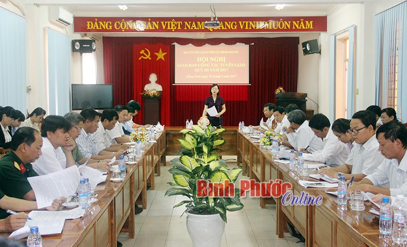 Chủ động cung cấp th&ocirc;ng tin cho b&aacute;o ch&iacute;