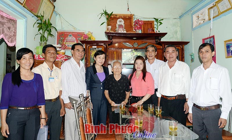 B&igrave;nh Long chăm lo tốt đối tượng ch&iacute;nh s&aacute;ch