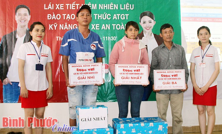 Head Bình Phúc tổ chức thi lái xe an toàn và tiết kiệm nhiên liệu