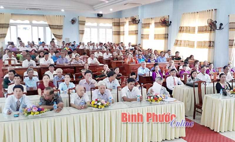 B&ugrave; Đăng họp mặt kỷ niệm 26 năm Ng&agrave;y quốc tế người cao tuổi