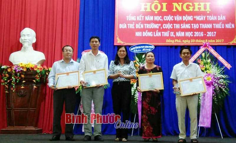 ĐỒNG PHÚ: 11/11 xã, thị trấn đạt chuẩn phổ cập giáo dục THCS