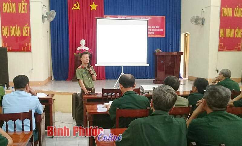 Đồng Xo&agrave;i tuy&ecirc;n truyền về an to&agrave;n giao th&ocirc;ng v&agrave; ph&ograve;ng chống tội phạm