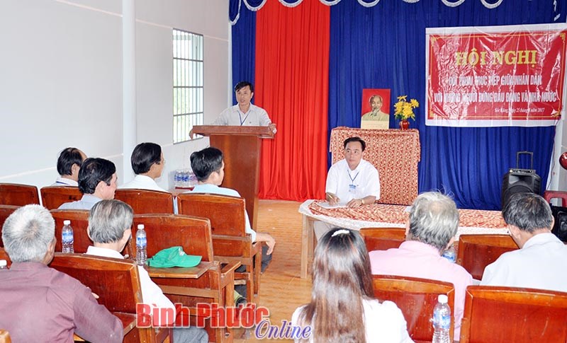 Gần d&acirc;n để lắng nghe d&acirc;n