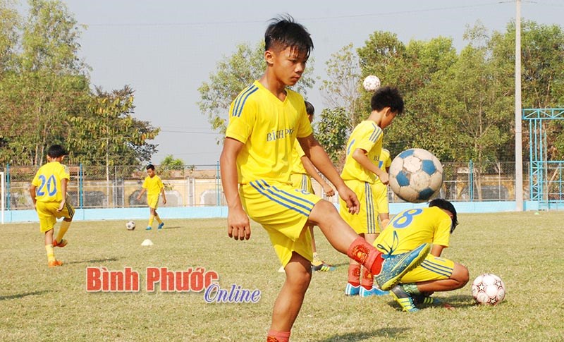 Giải bóng đá U13, U15 - nơi ươm mầm bóng đá thế hệ trẻ