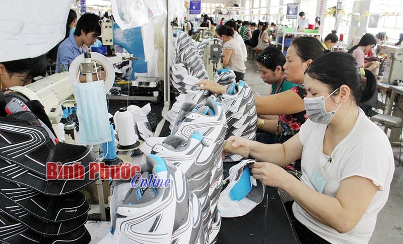 Giúp người tiêu dùng bỏ dần tâm lý “sính ngoại”