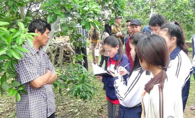 "Homestay" cho học sinh Lào: Dạy tiếng Việt gắn với sự ấm áp gia đình