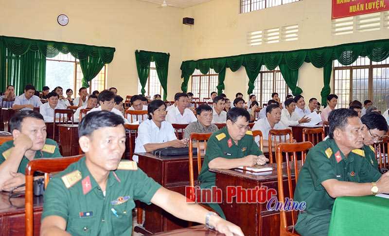 Khai giảng lớp bồi dưỡng kiến thức quốc ph&ograve;ng - an ninh cho đối tượng 3