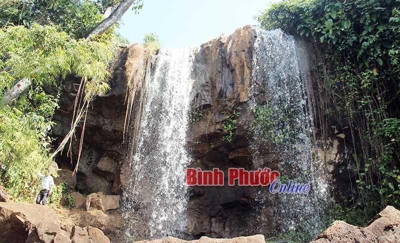 Khẩn trương giải quyết hạn chế của ng&agrave;nh du lịch