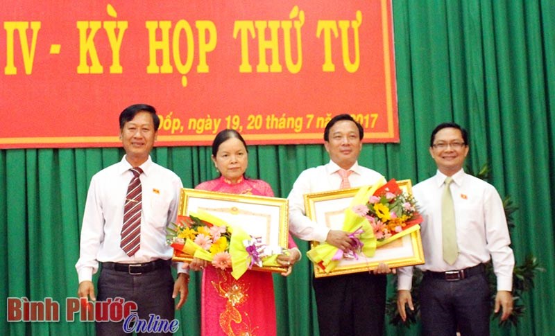 Kỳ họp giữa năm HĐND c&aacute;c huyện B&ugrave; Đốp, Hớn Quản, B&ugrave; Gia Mập