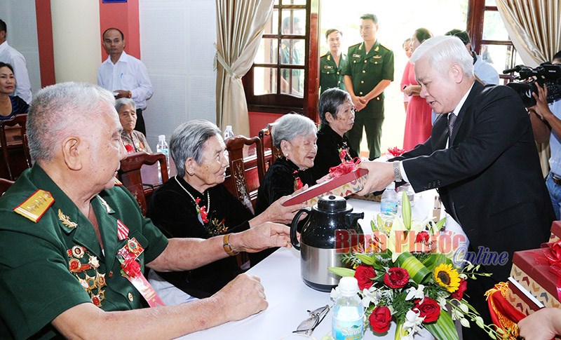 Kỷ niệm 70 năm Ng&agrave;y Thương binh - Liệt sĩ: Long trọng, thiết thực v&agrave; truyền thống
