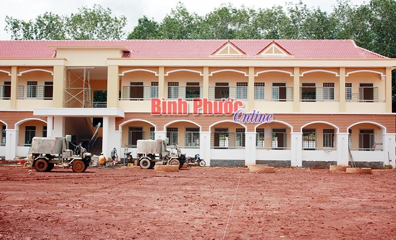 Lộc Ninh đảm bảo cơ sở vật chất trường, lớp