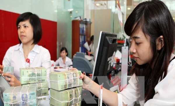 Tăng lương tối thiểu vùng: "Nóng" việc thương lượng nâng lên, hạ xuống