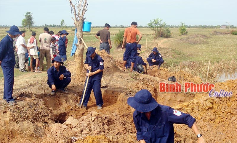 Miếu thờ c&aacute;c anh h&ugrave;ng liệt sĩ Việt Nam tr&ecirc;n đất Campuchia