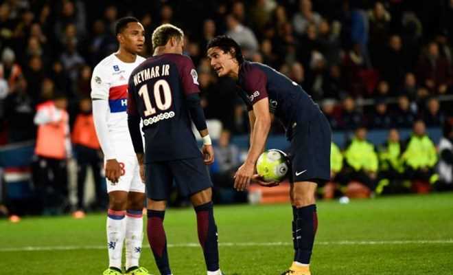 Từ chối 1 triệu euro, Cavani quyết không nhường Neymar đá 11m