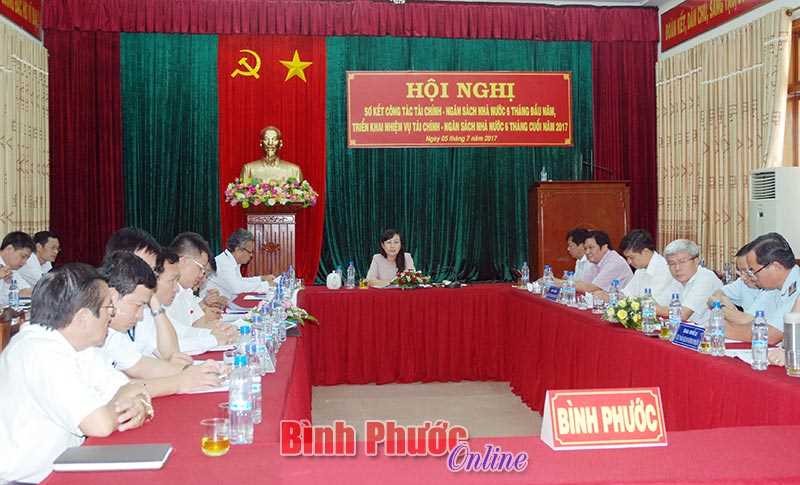 Ng&agrave;nh t&agrave;i ch&iacute;nh phải tiếp tục hiện đại h&oacute;a, chuy&ecirc;n nghiệp h&oacute;a