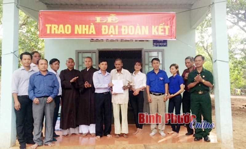 Nhân dân Bù Gia Mập đóng góp trên 1,1 tỷ đồng xây dựng NTM