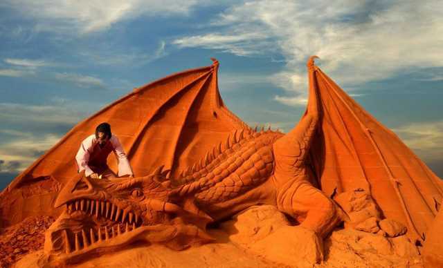 Phan Thiết có Công viên tượng cát đầu tiên trên thế giới