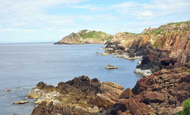 Vi vu kh&aacute;m ph&aacute; C&ugrave; Lao Xanh &ldquo;xứ nẫu&rdquo;