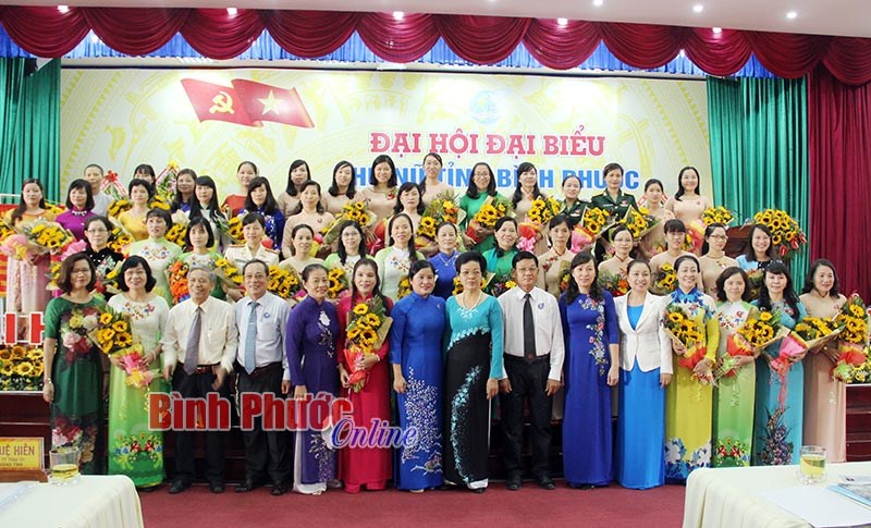 Phụ nữ đ&oacute;ng g&oacute;p ng&agrave;y c&agrave;ng nhiều hơn cho sự ph&aacute;t triển của tỉnh v&agrave; thực hiện b&igrave;nh đẳng giới