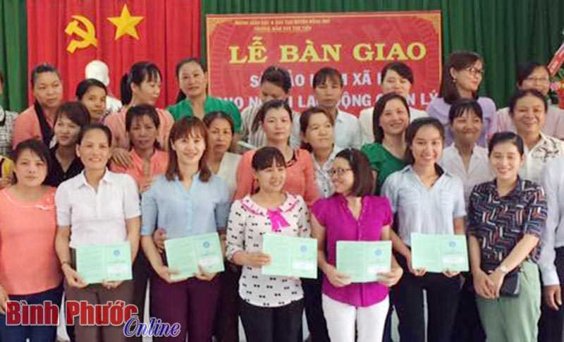 QUÝ 2/2018: Bảo hiểm xã hội Đồng Phú bàn giao hết sổ cho NLĐ