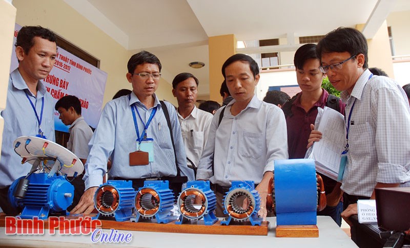 Nhiều ý tưởng mới tại hội thi sáng tạo kỹ thuật lần thứ 4