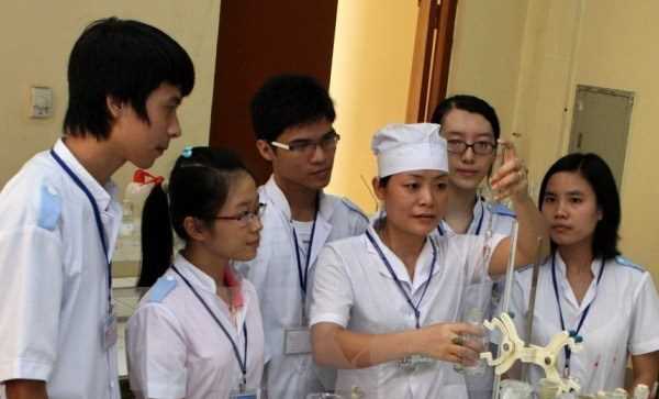 Yêu cầu khắt khe về nhân lực khi mở đào tạo đại học ngành y