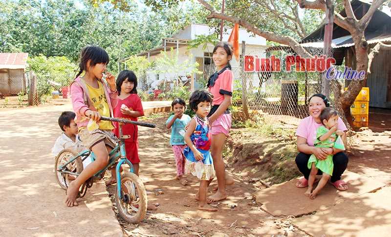 Bù Đăng còn 1.433 hộ đồng bào DTTS nghèo