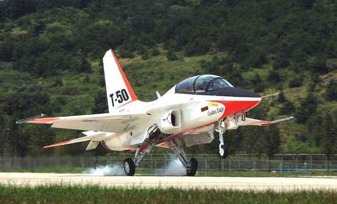 Thái Lan muốn mua thêm 8 máy bay siêu âm của Hàn Quốc