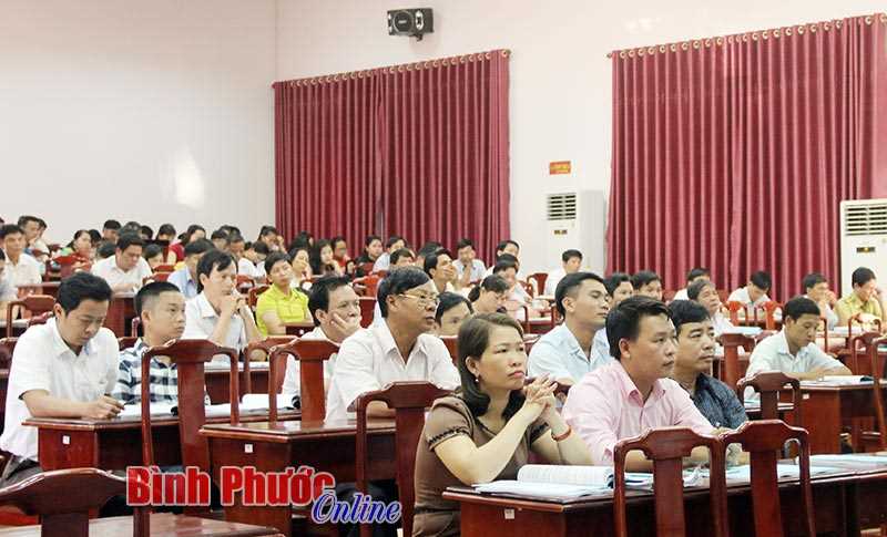 Tập huấn Luật Bảo vệ m&ocirc;i trường v&agrave; Luật Kh&iacute; tượng thủy văn