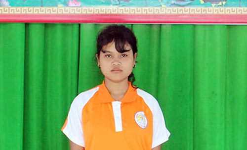 Thị Hương được tiếp sức đến trường
