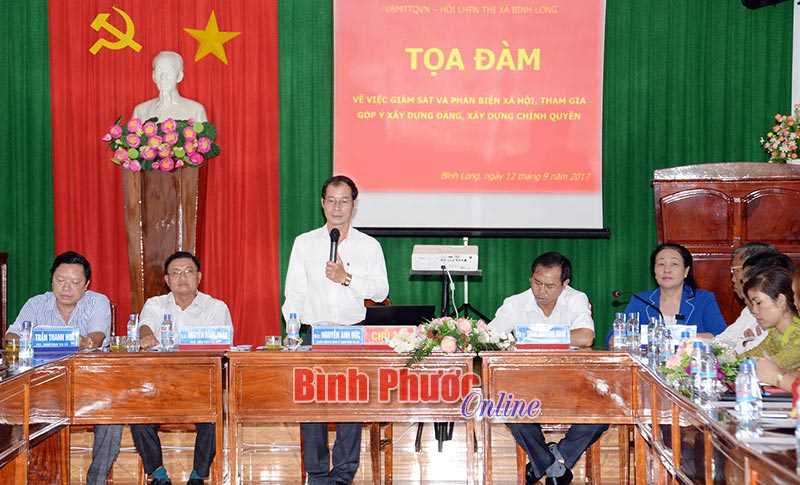 Tọa đ&agrave;m về gi&aacute;m s&aacute;t v&agrave; phản biện x&atilde; hội