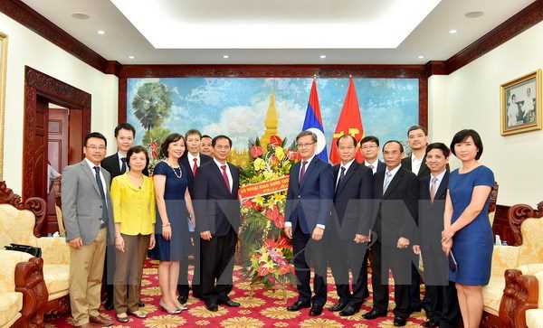 Ch&uacute;c mừng năm Đo&agrave;n kết hữu nghị giữa hai nước Việt Nam-L&agrave;o