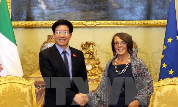 Đo&agrave;n c&ocirc;ng t&aacute;c Văn ph&ograve;ng Quốc hội Việt Nam thăm v&agrave; l&agrave;m việc tại Italy