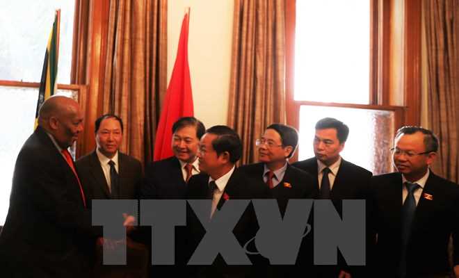 Đo&agrave;n cấp cao Quốc hội Việt Nam kết th&uacute;c tốt đẹp chuyến thăm Nam Phi