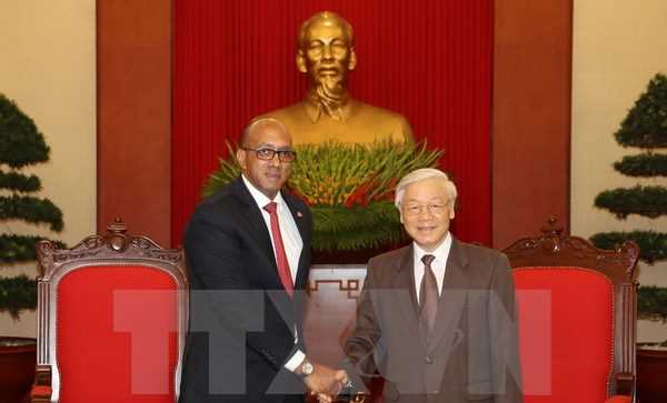 Tổng B&iacute; thư Nguyễn Ph&uacute; Trọng tiếp Đại sứ Cộng h&ograve;a Cuba