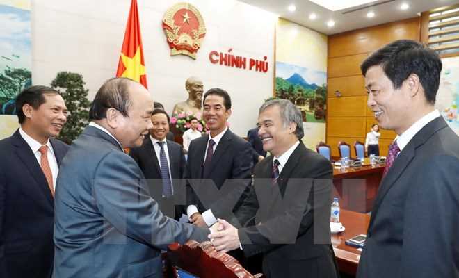 Thủ tướng gặp c&aacute;c đại sứ, trưởng cơ quan đại diện ở nước ngo&agrave;i