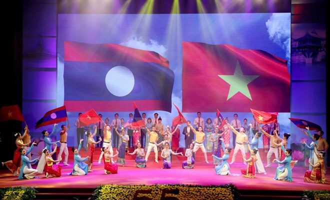 Kỷ niệm trọng thể 55 năm Ng&agrave;y thiết lập quan hệ ngoại giao Việt-L&agrave;o