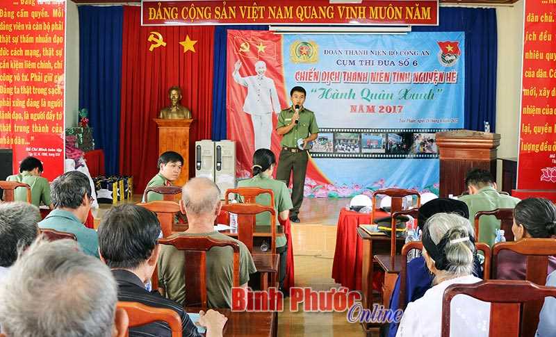 Giao tiếp qua điện thoại phải xưng t&ecirc;n, chức danh, đơn vị c&ocirc;ng t&aacute;c