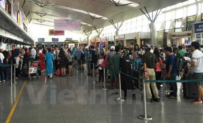 Các hãng hàng không đồng loạt tăng giá vé máy bay từ ngày 1-10